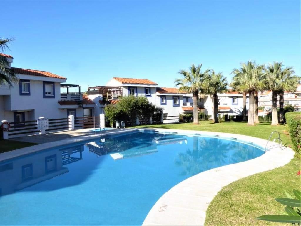 דירות מנילבה Duplex Vistas Al Mar En La Duquesa מראה חיצוני תמונה