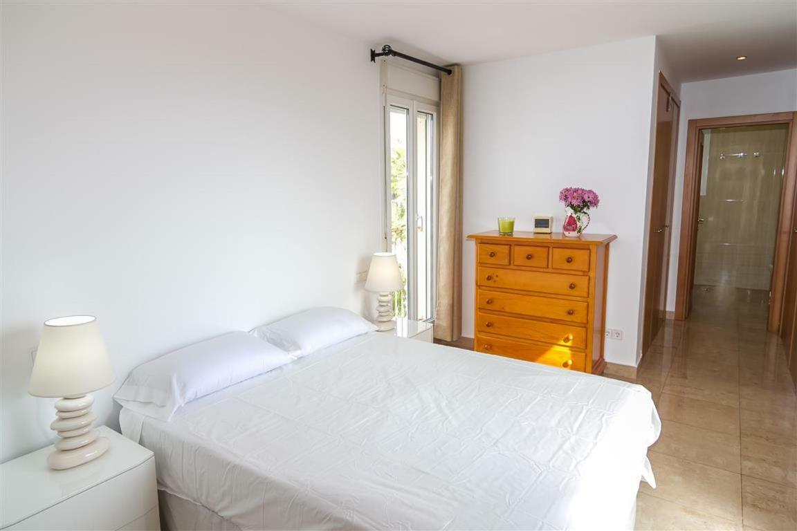 דירות מנילבה Duplex Vistas Al Mar En La Duquesa מראה חיצוני תמונה
