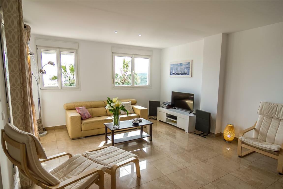 דירות מנילבה Duplex Vistas Al Mar En La Duquesa מראה חיצוני תמונה