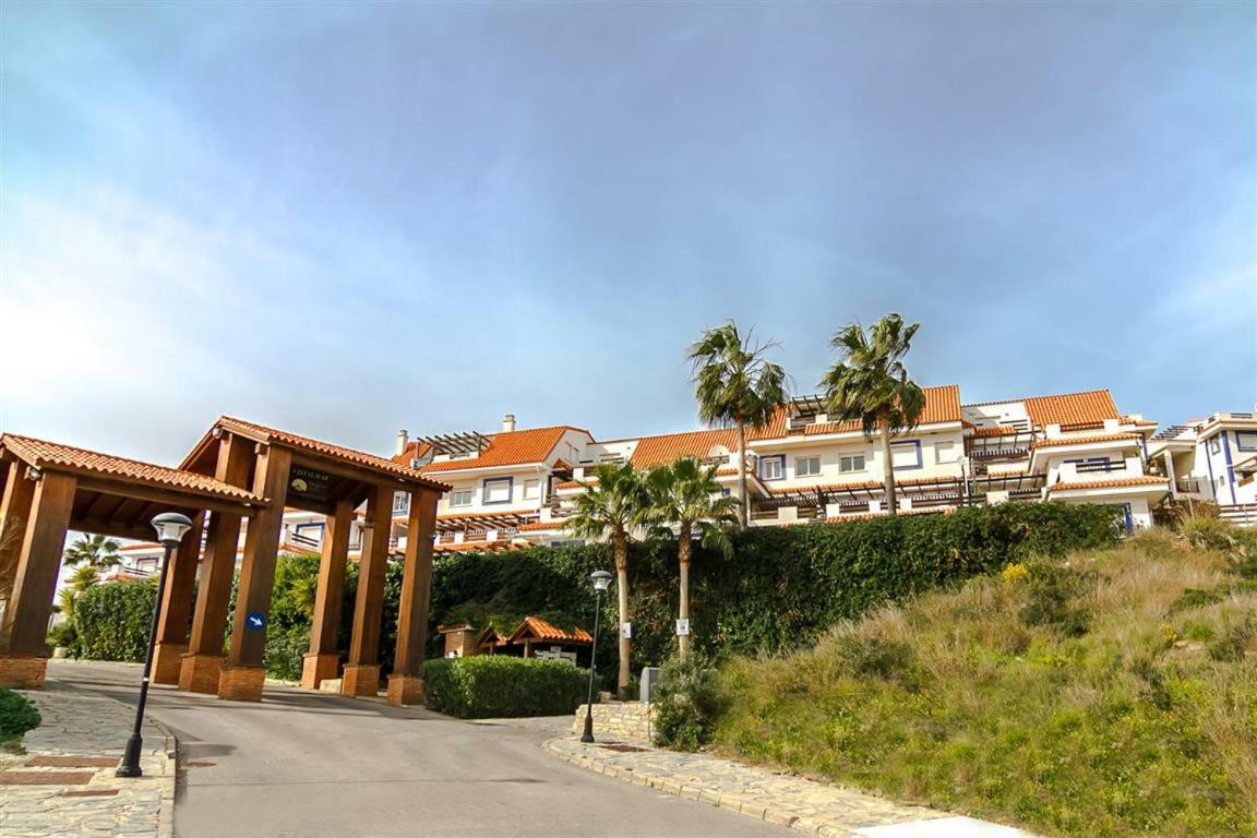 דירות מנילבה Duplex Vistas Al Mar En La Duquesa מראה חיצוני תמונה